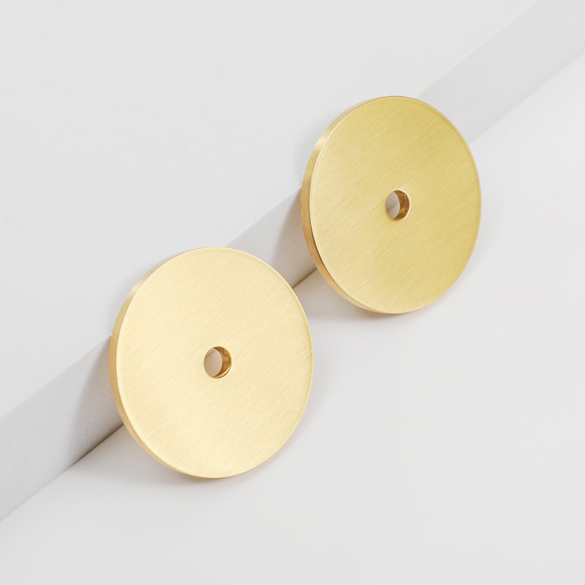 Modern Round Brass Knob Backplate 1.5" Inch